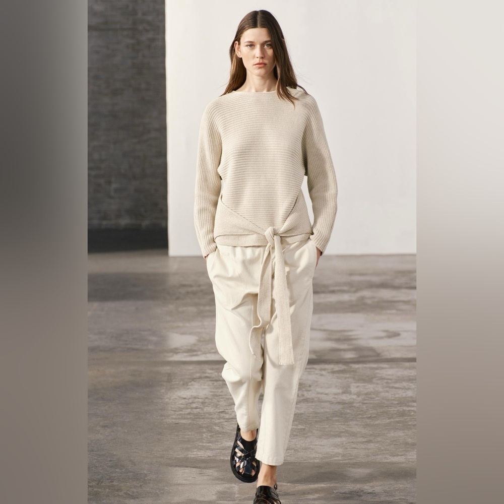 ZARA BASIC TIED KNIT SWEATER SIZE S